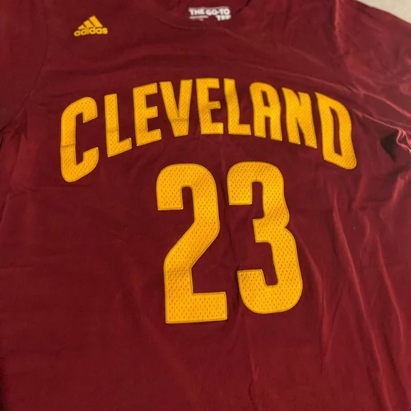 LeBron James #23 Cleveland Cavaliers Adidas tee - Picture 5 of 5